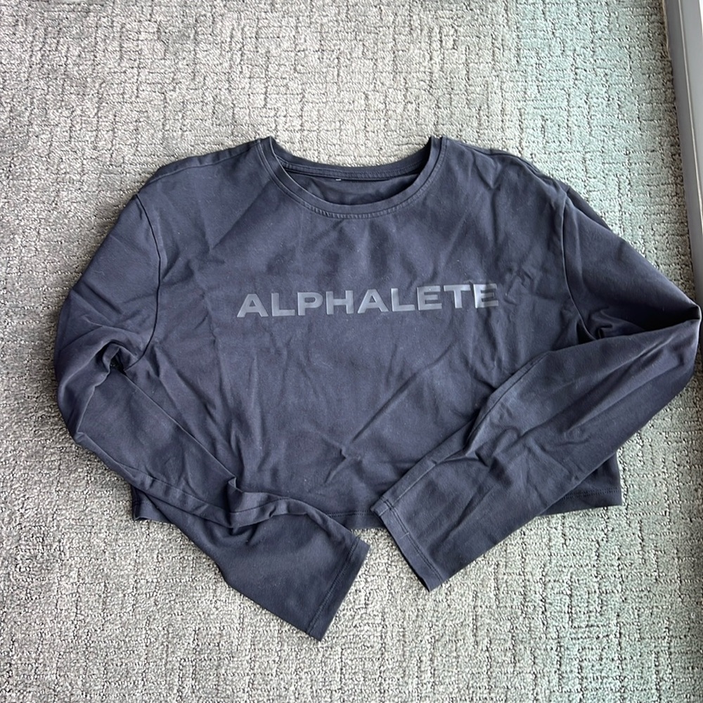 Alphalete women’s long sleeve